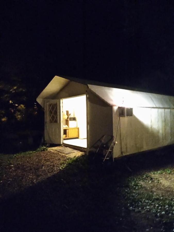 The Chicken Coop Cosby Exterior photo